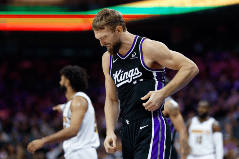 Domantas Sabonis Out for Season After Knee Surgery